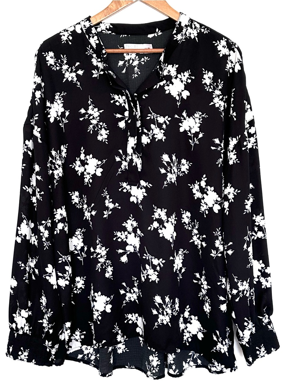 Time And Tru Shirt Women’s XXL Black White Floral Boho Sheer Long Sleeve Blouse